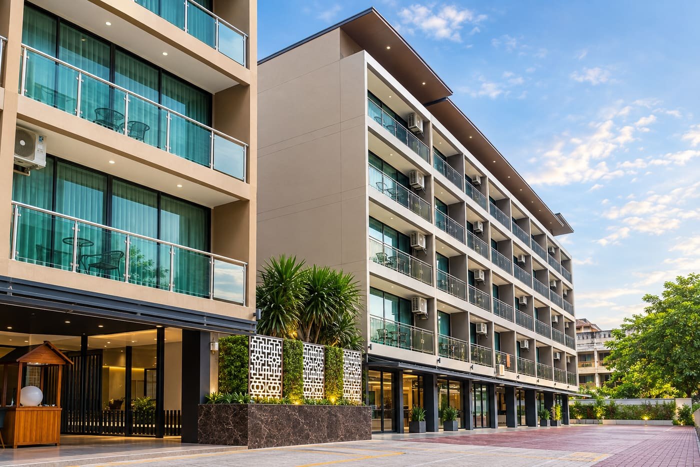 Exterior of Rooms Republic, Third Road, Pattaya
